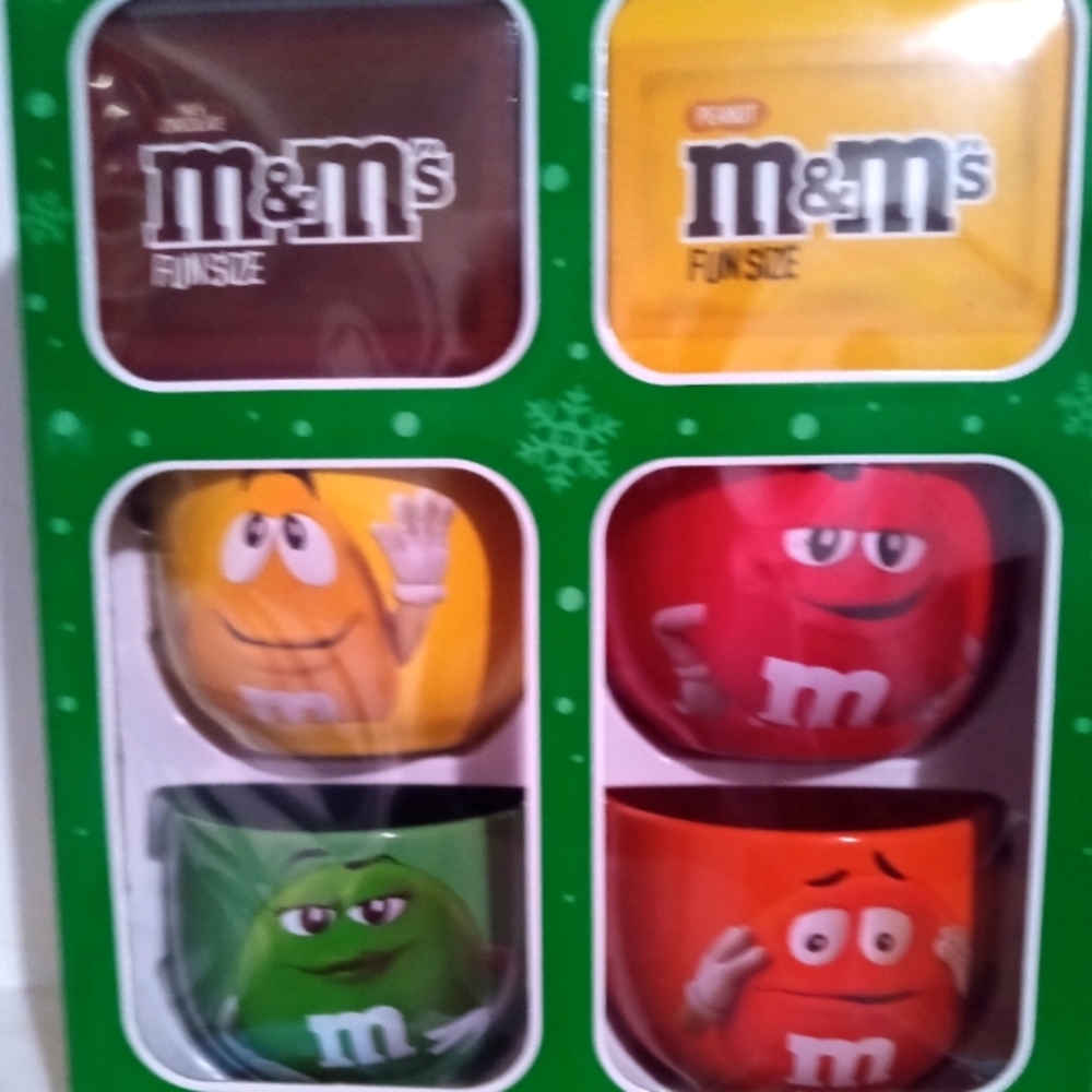 M&M'S CERAMIC BOWL SET